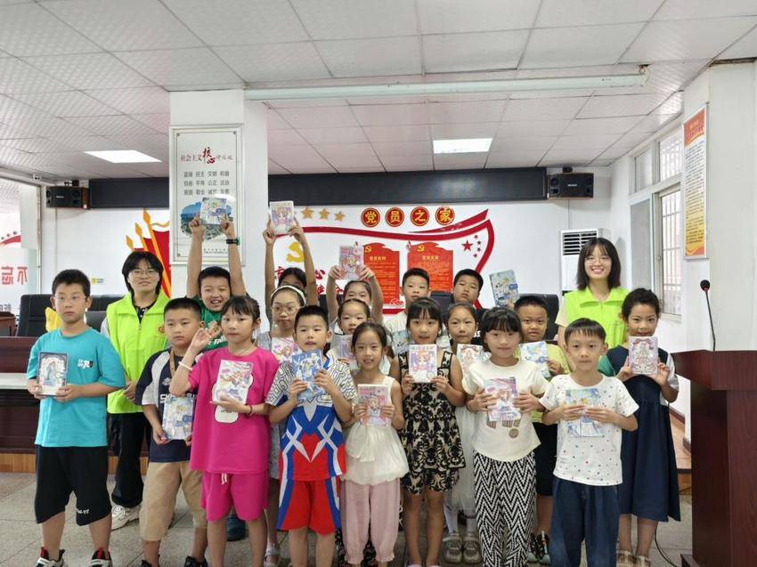 20240805“红绿蓝”三原色 绘出“七彩假期”————蒲公英实践队暑期实践纪实二(通讯员:张淑怡、卢梦).docx