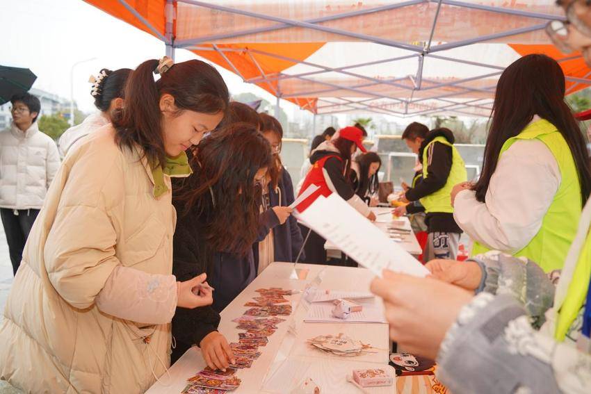 tmp_88bc01e4dd3e6001a65e683b94eeb44e.docx